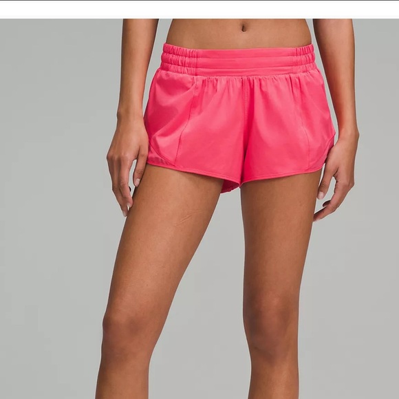 lululemon athletica Pants - NWT Hotty Hot Low-Rise Lined Short 2.5" Size 8